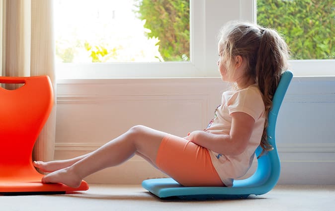 EN Floor Chair - Image 4